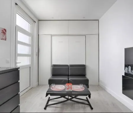 Fantin Latour Confortable 2p Seine Et Tour Eiffel *