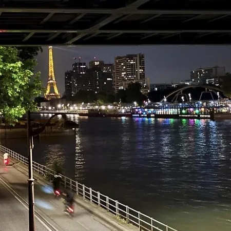 Fantin Latour Confortable 2p Seine Et Tour Eiffel Lejlighed